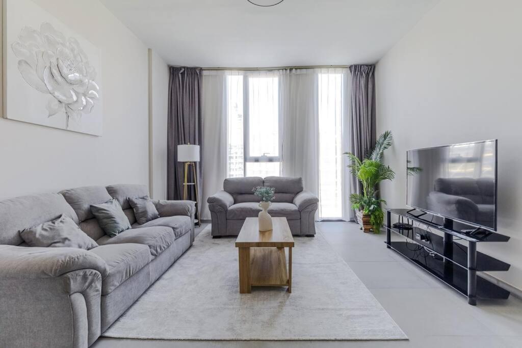 Sahab - Solo 1Br Apt In Al Jada Sharjah Eksteriør billede