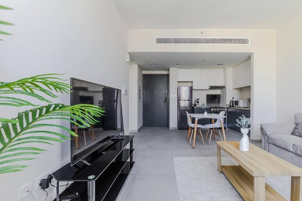 Sahab - Solo 1Br Apt In Al Jada Sharjah Eksteriør billede