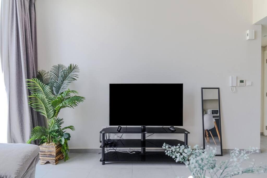 Sahab - Solo 1Br Apt In Al Jada Sharjah Eksteriør billede