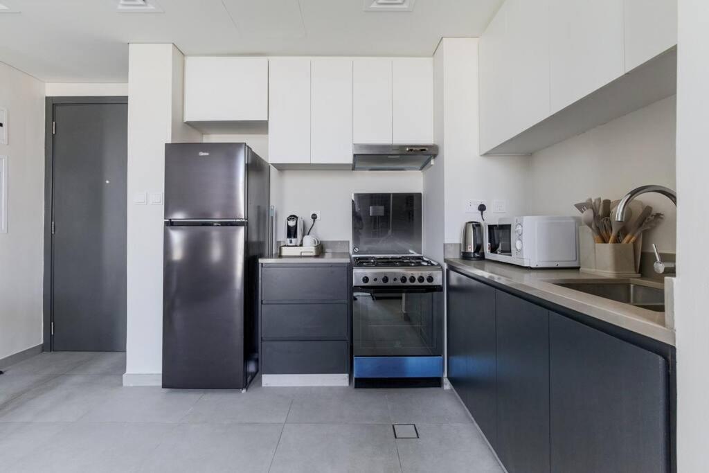Sahab - Solo 1Br Apt In Al Jada Sharjah Eksteriør billede