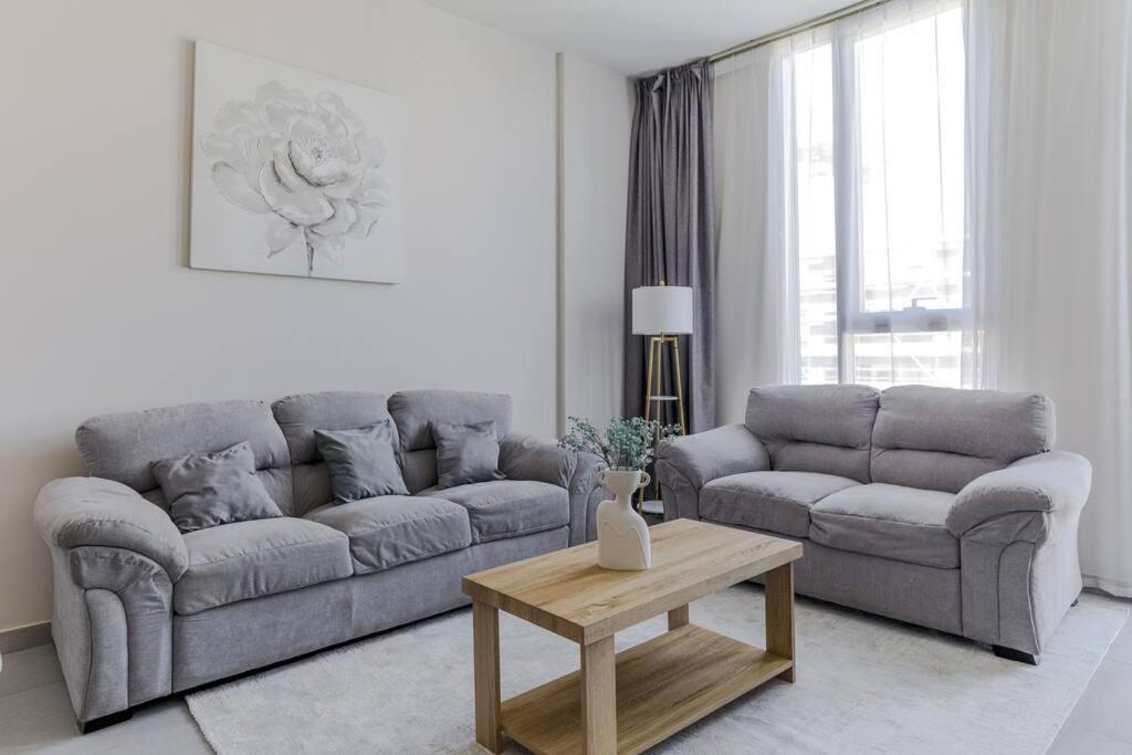 Sahab - Solo 1Br Apt In Al Jada Sharjah Eksteriør billede
